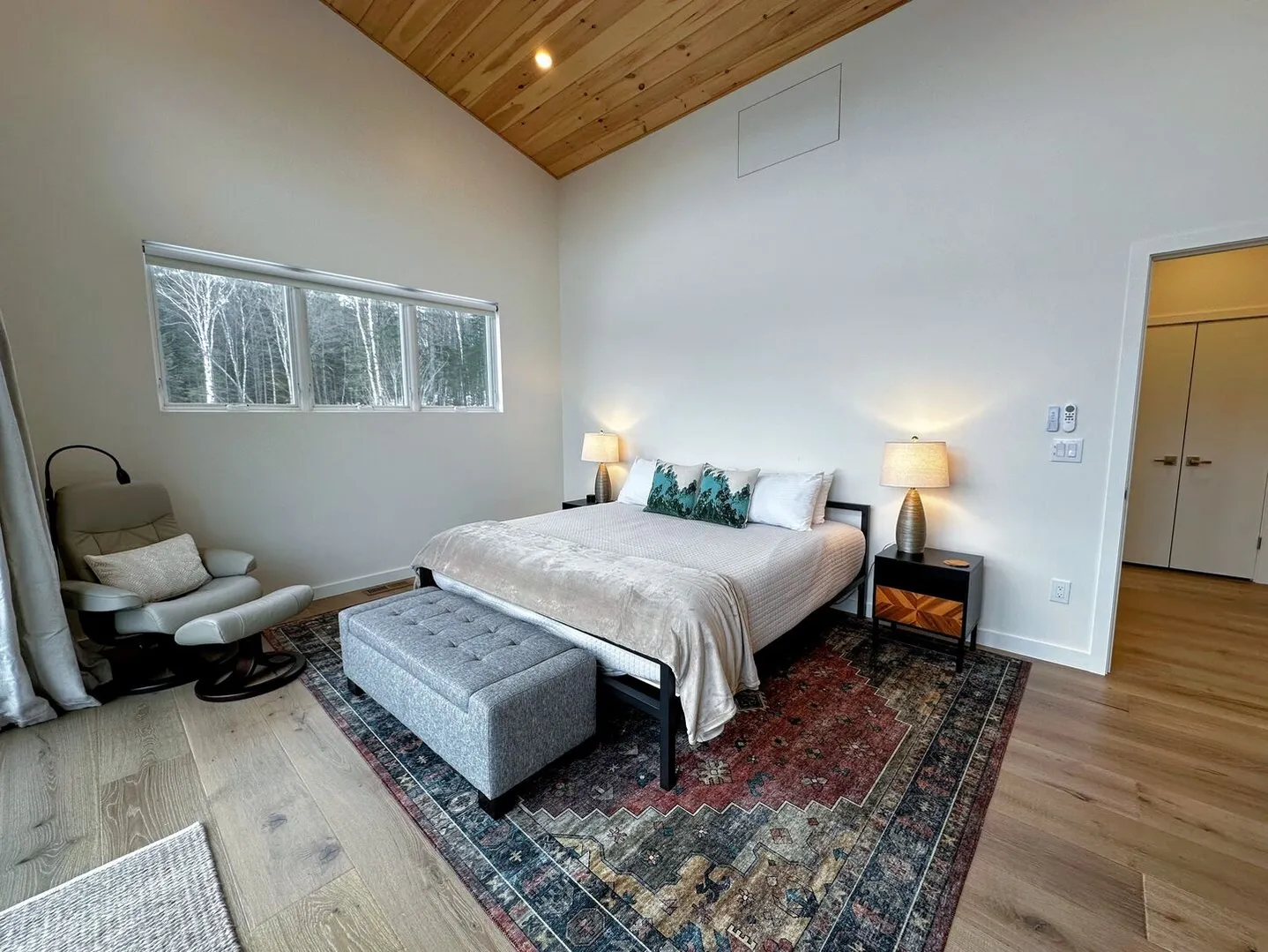 Maple Lodge bedroom